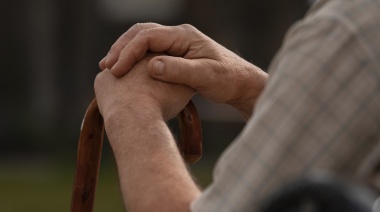 Salud, vivienda y cuidados: una agenda urgente para una vejez digna
