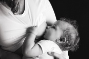 Promueven la lactancia materna exclusiva en menores de seis meses 