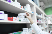 «Un medicamento de venta libre no está libre de riesgos»: farmacéuticos advierten sobre los peligros de venderlos fuera de las farmacias